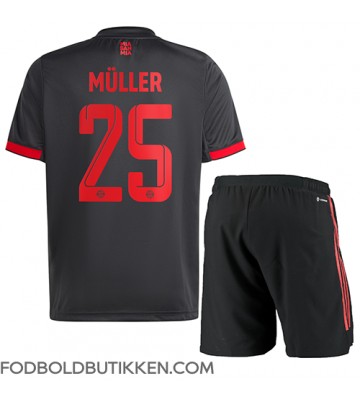 Bayern Munich Thomas Muller #25 Tredjetrøje Børn 2022-23 Kortærmet (+ Korte bukser)